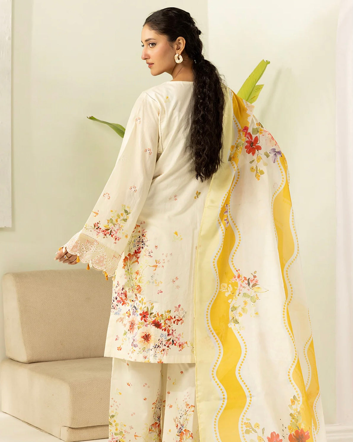 Zellbury Signature | Embroidered Lawn | Design 450