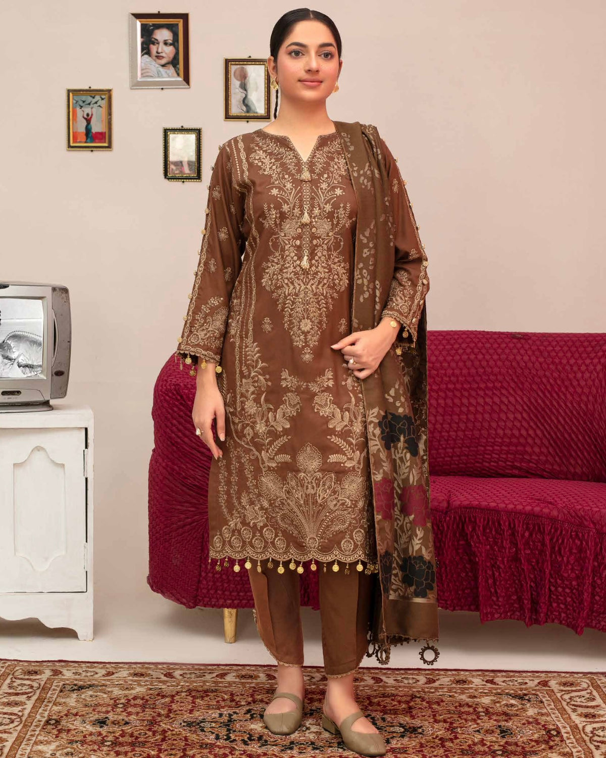Gullerukh Riwaj | Embroidered Peach Wool with Acrylic Shawl | Design 4