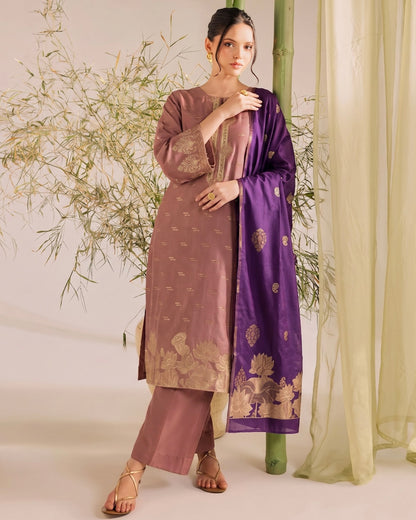 Gullerukh Banarsi | Jacquard Linen | Design 4