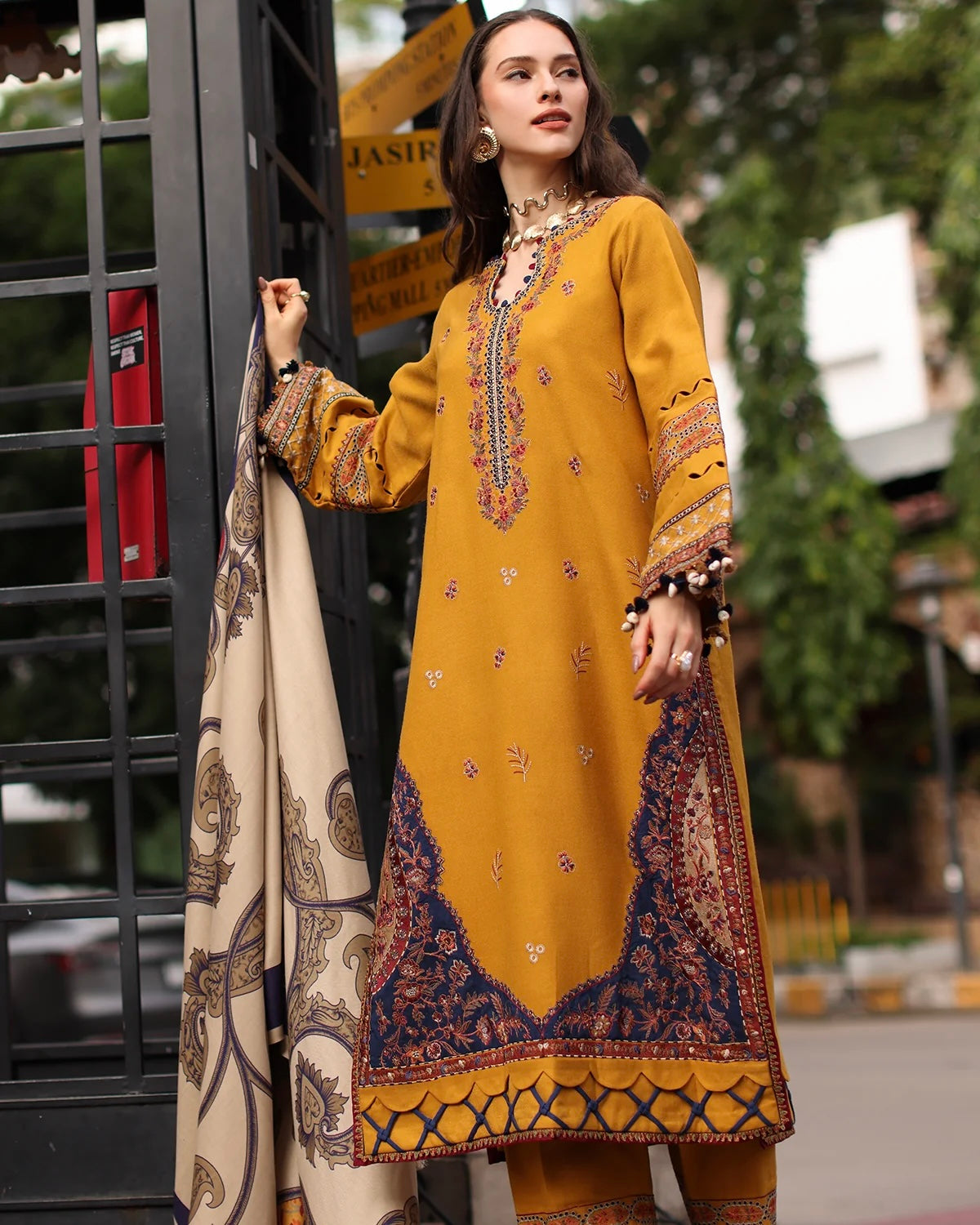 Charizma Poshima Vol 1 | Embroidered Peach Leather | Design 4