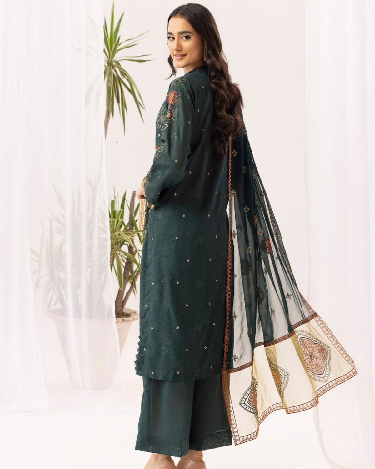 Palwasha Vaniya | Emb Karandi with Emb Chiffon Dupatta | Design 4