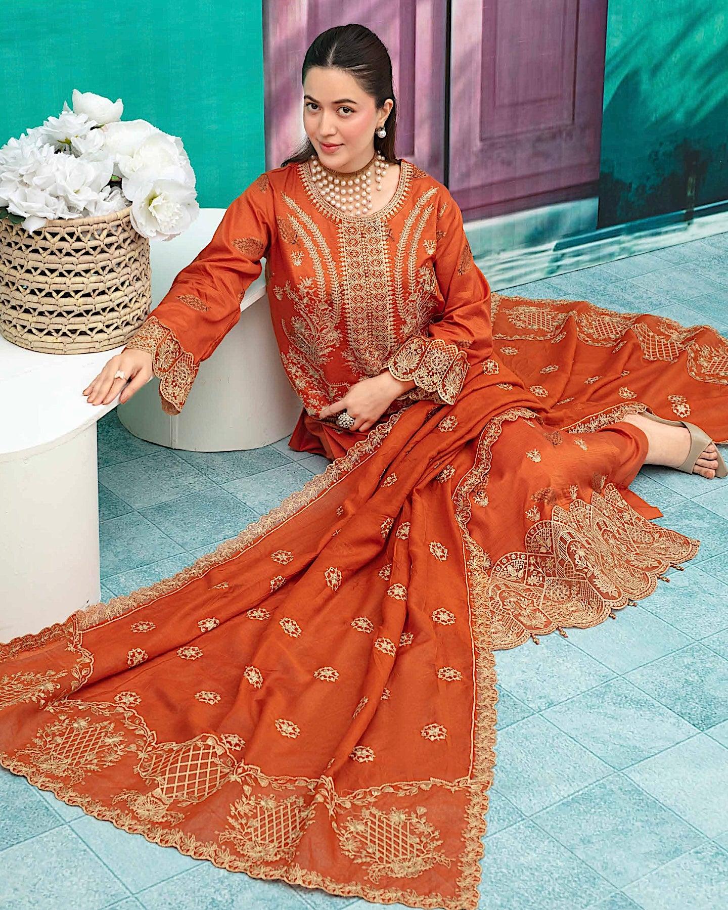 Gullerukh Baroshia | Embroidered Lawn Makhmal Dupatta | Design 4
