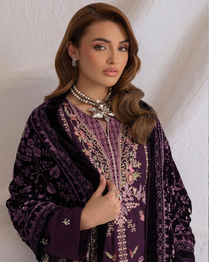 Aizy Zelora | Emb Zari Dhanak with Plachi Shawl | Design 4
