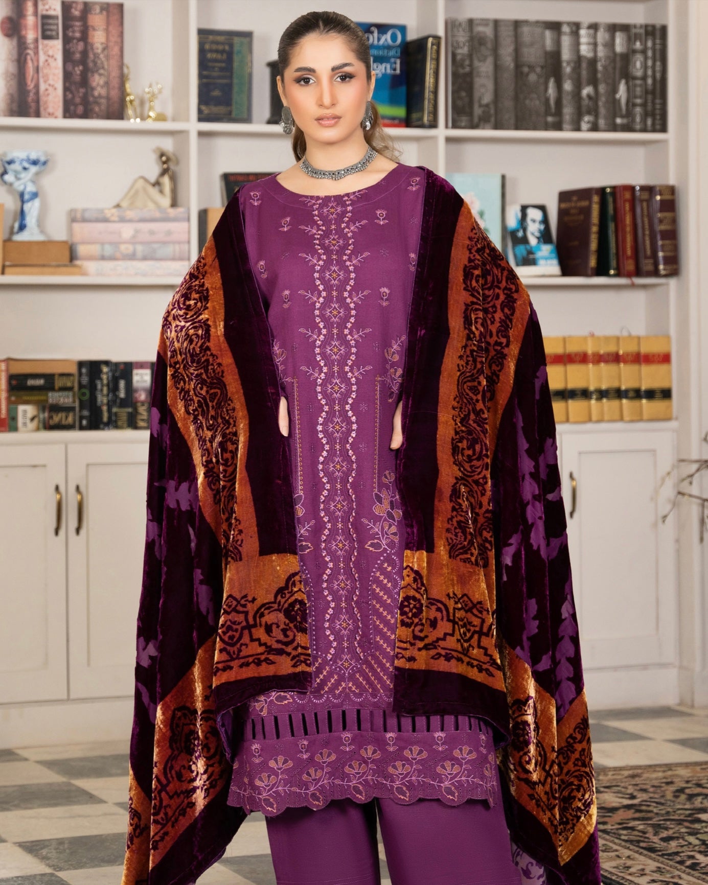 Rangreet | Embroidered Zari Dhanak | Plachi Shawl | Design 4