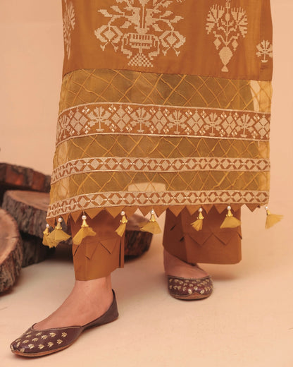 Gullerukh Meri Kahani | Embroidered Lawn 2pc | Design 4