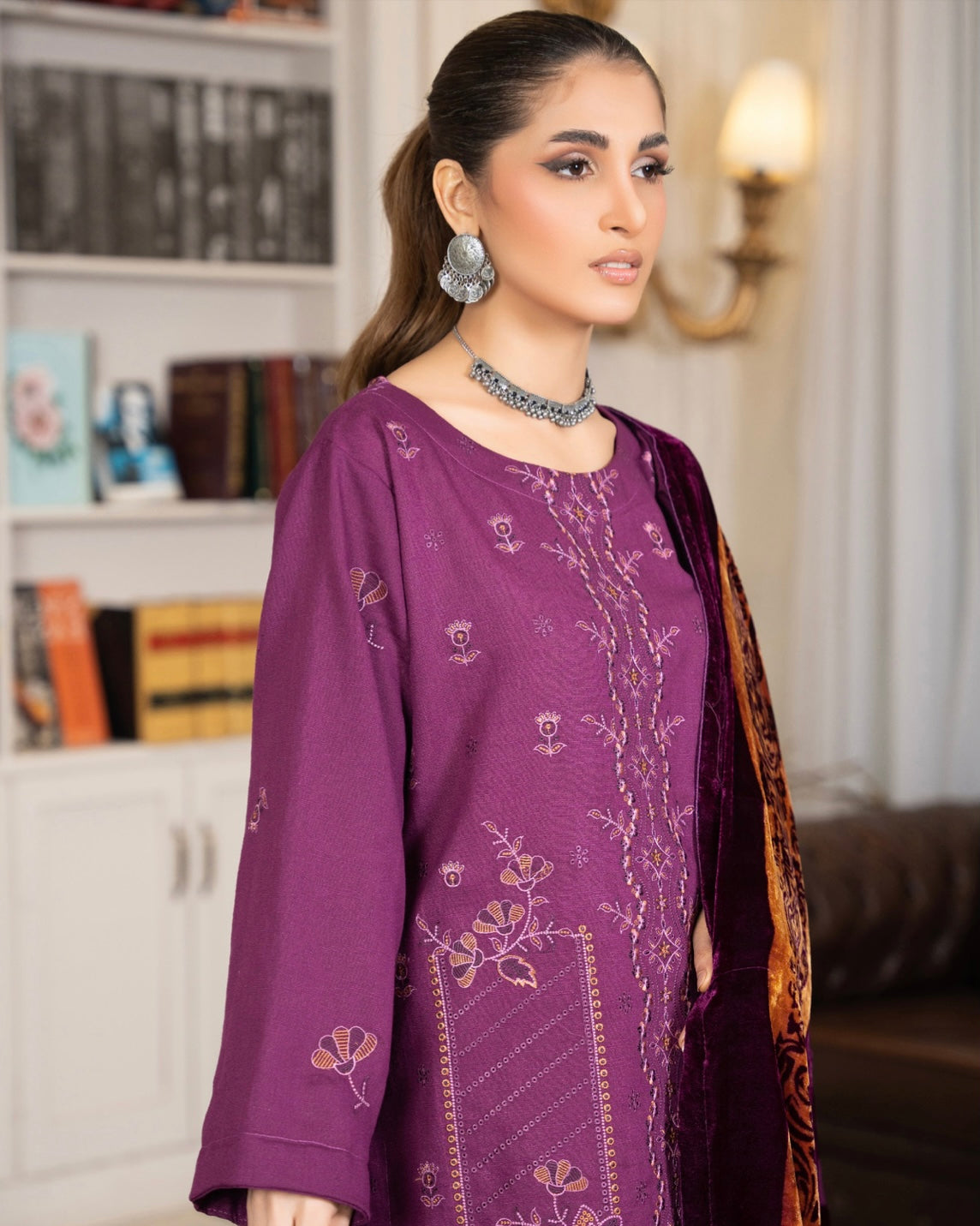 Rangreet | Embroidered Zari Dhanak | Plachi Shawl | Design 4