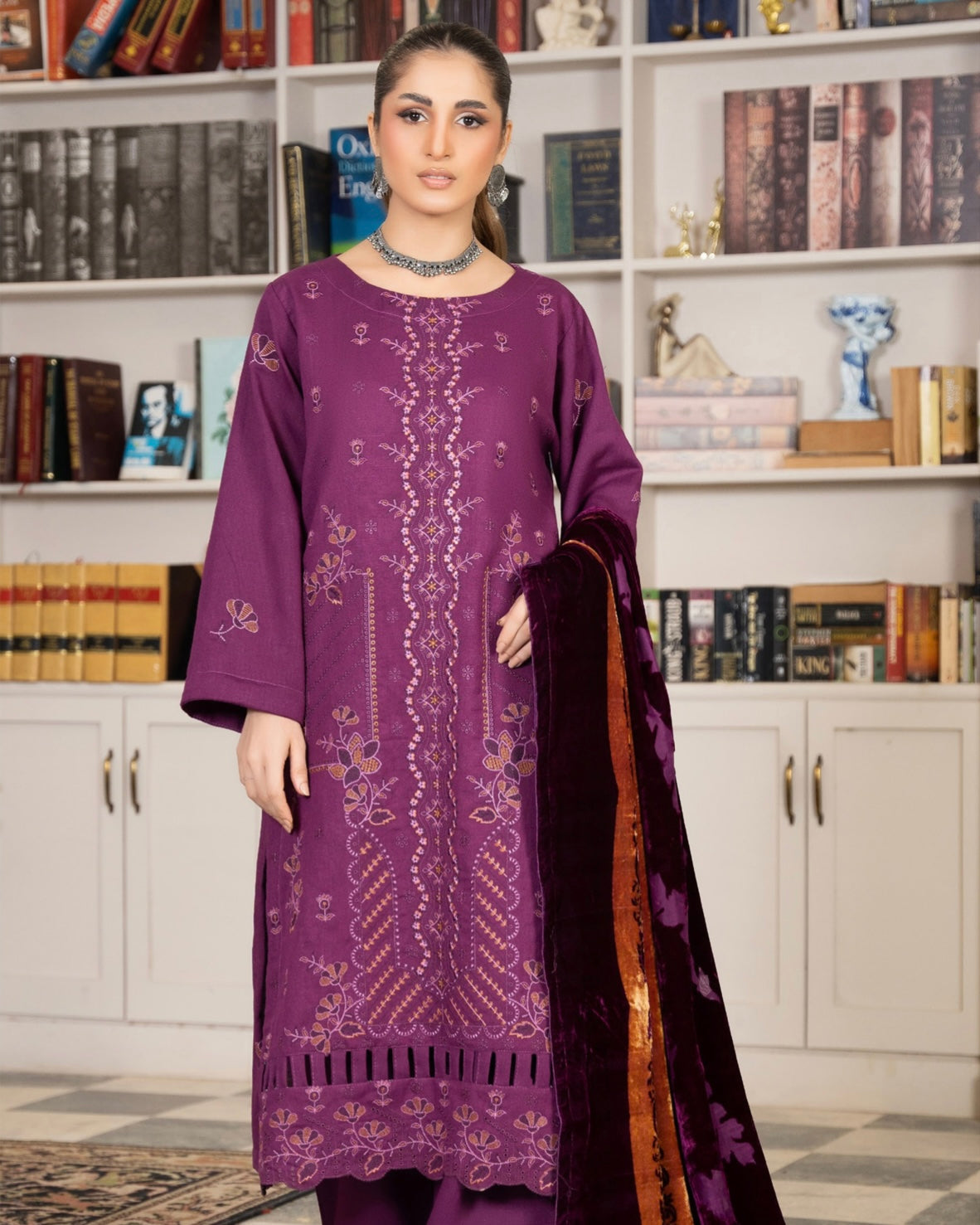 Rangreet | Embroidered Zari Dhanak | Plachi Shawl | Design 4
