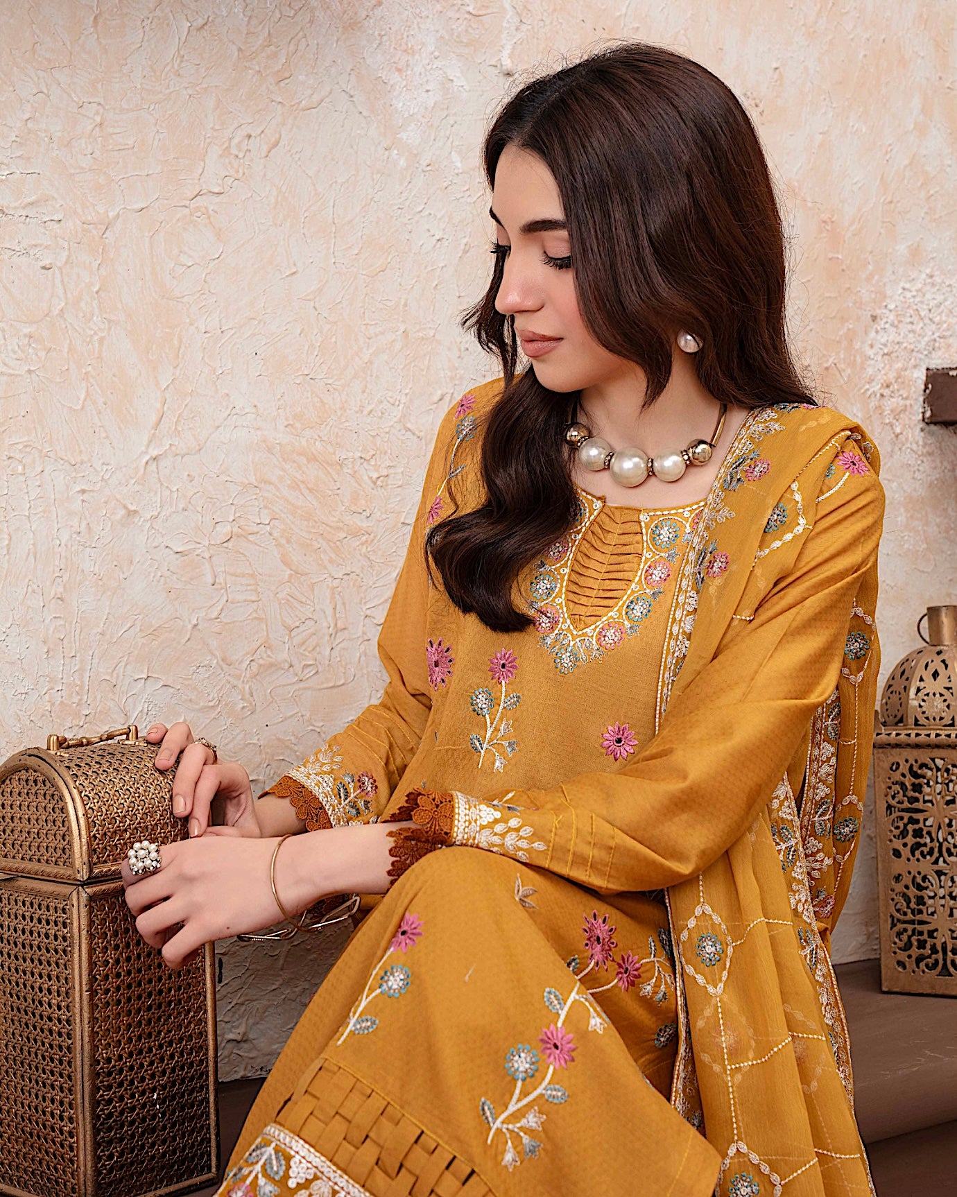 GulleRukh Upscale | Emb Lawn Emb Chiffon Dupatta | Design 4