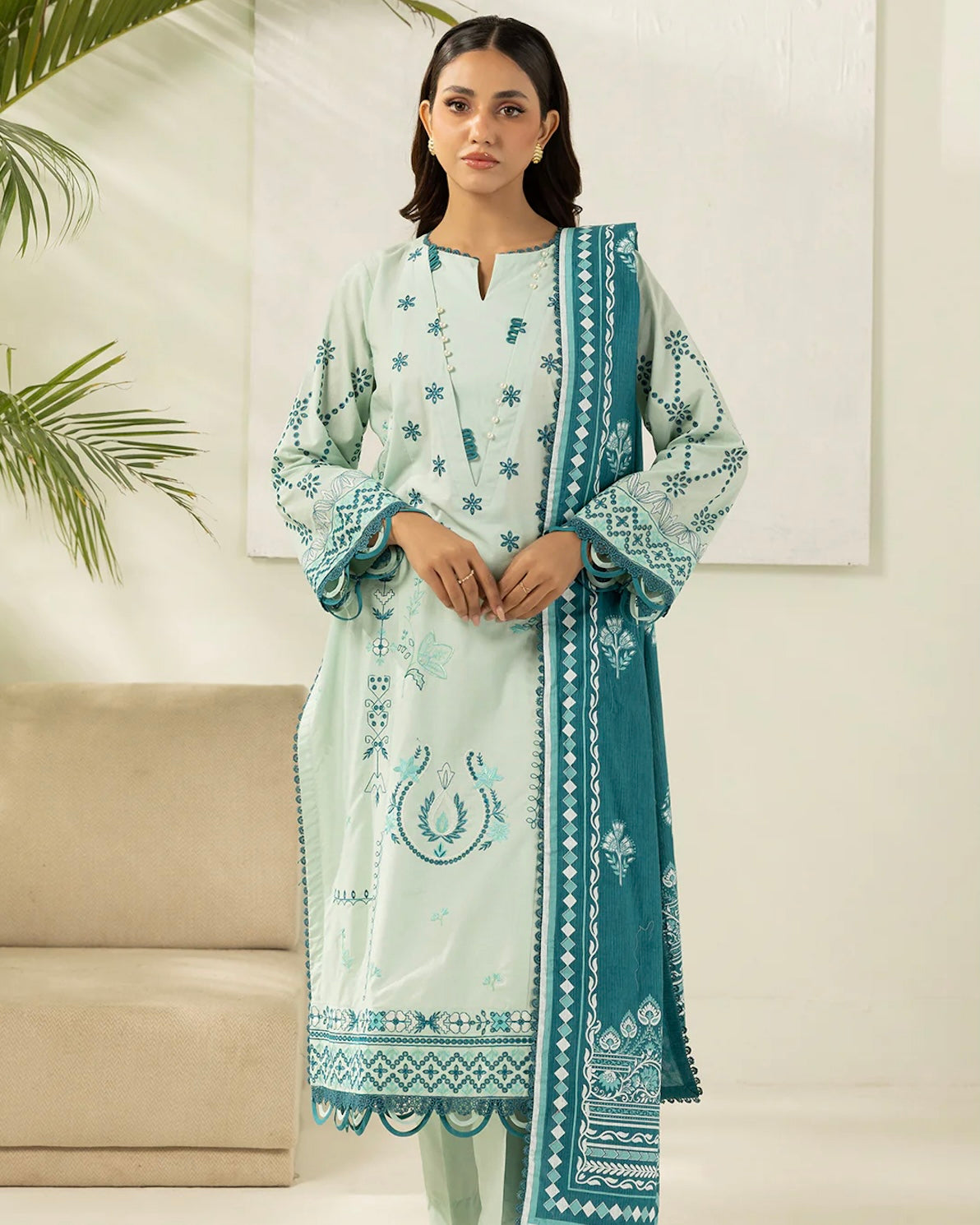 Zellbury | Embroidered Lawn | Design 576