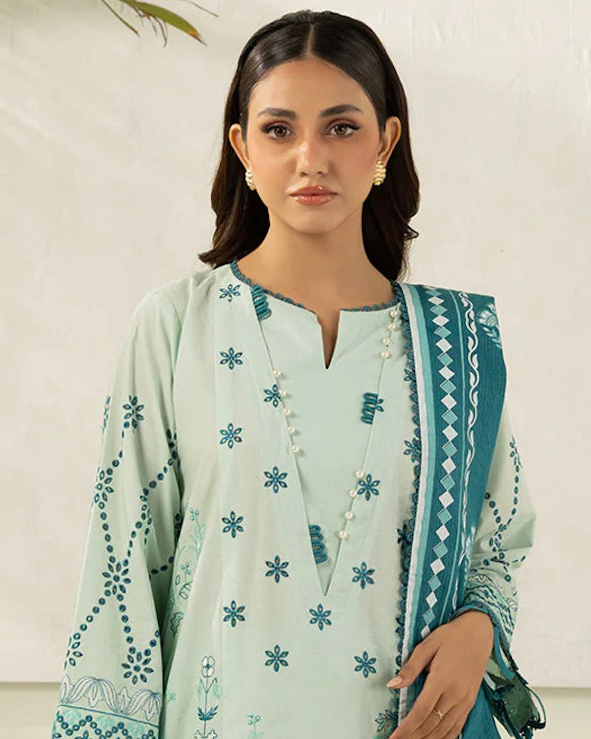 Zellbury | Embroidered Lawn | Design 576