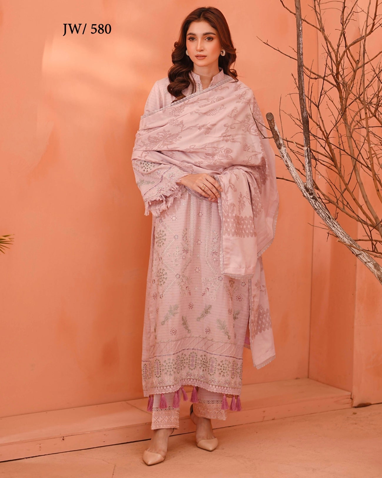 Johra Vihana | Dhanak Velvet Jacquard | Design 580