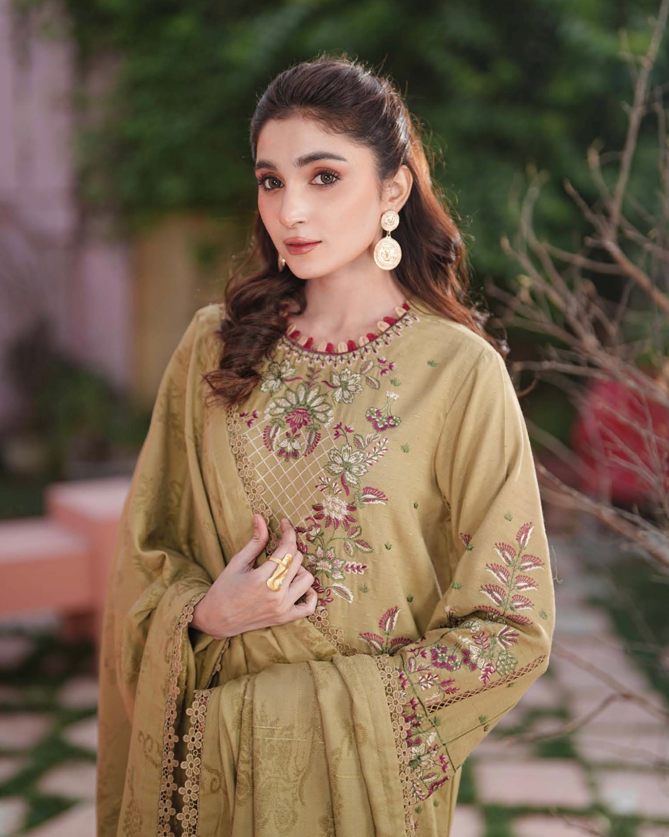 Johra Vihana | Dhanak Velvet Jacquard | Design 581