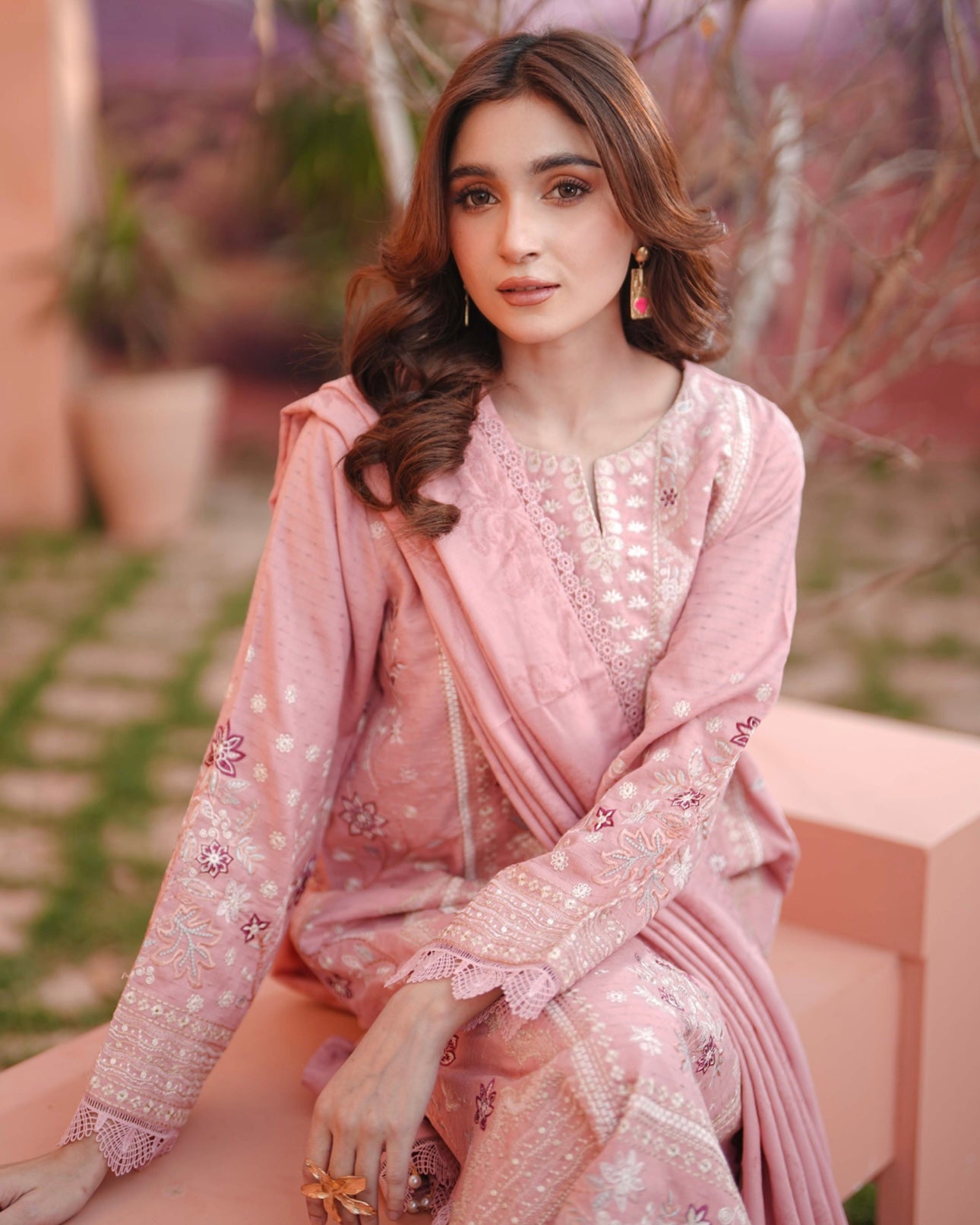Johra Hoorish | Dhanak Velvet Jacquard | Design 591
