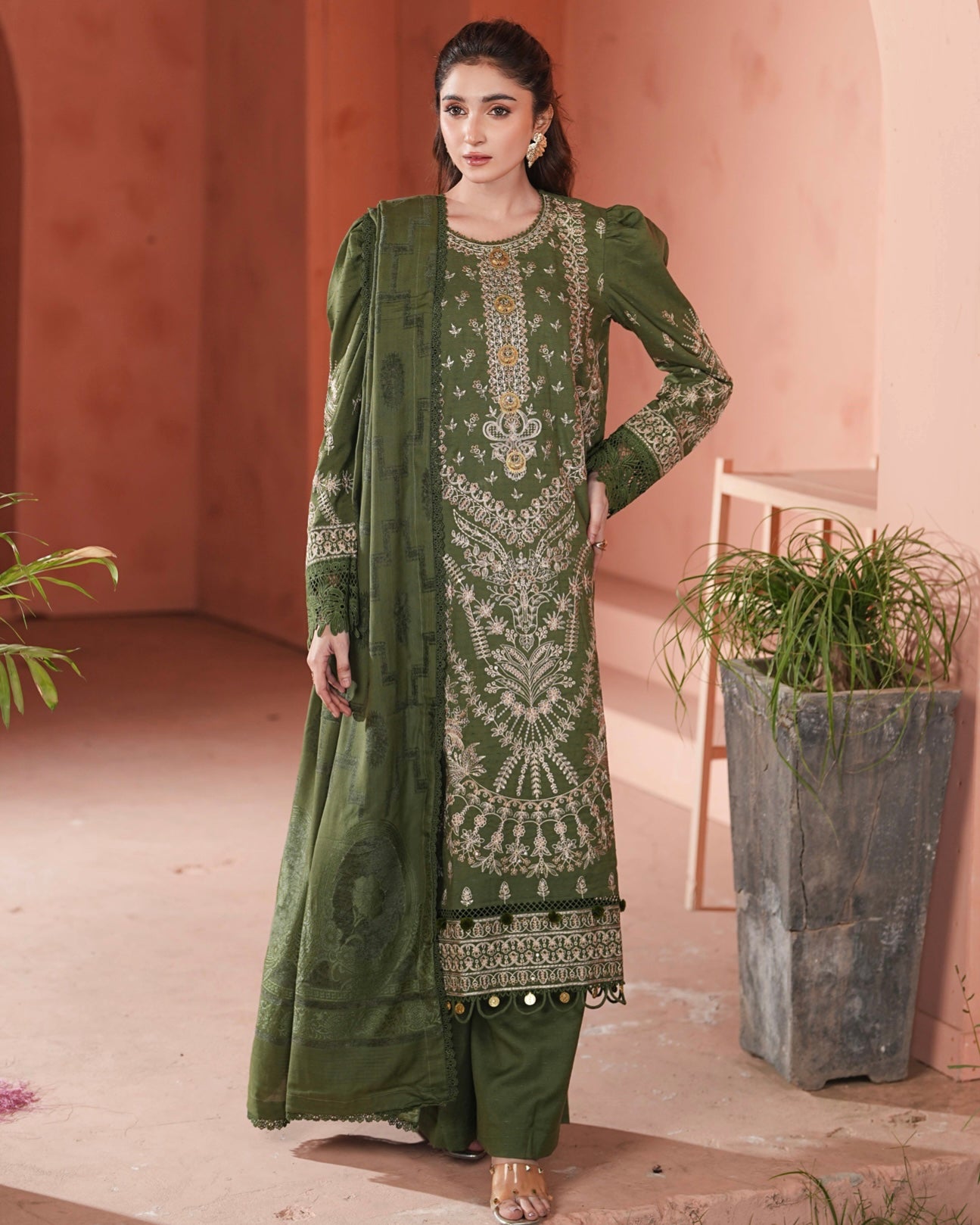 Johra Hoorish | Dhanak Velvet Jacquard | Design 594