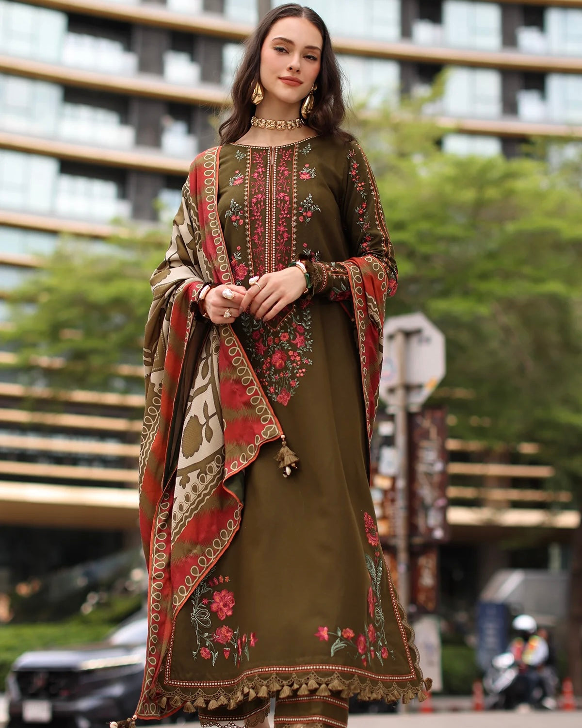 Charizma Poshima Vol 1 | Embroidered Peach Leather | Design 5