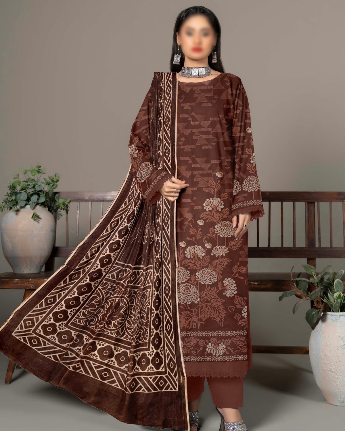Fantak Zabaish | Emb Dhanak with Plachi Shawl | Design 5