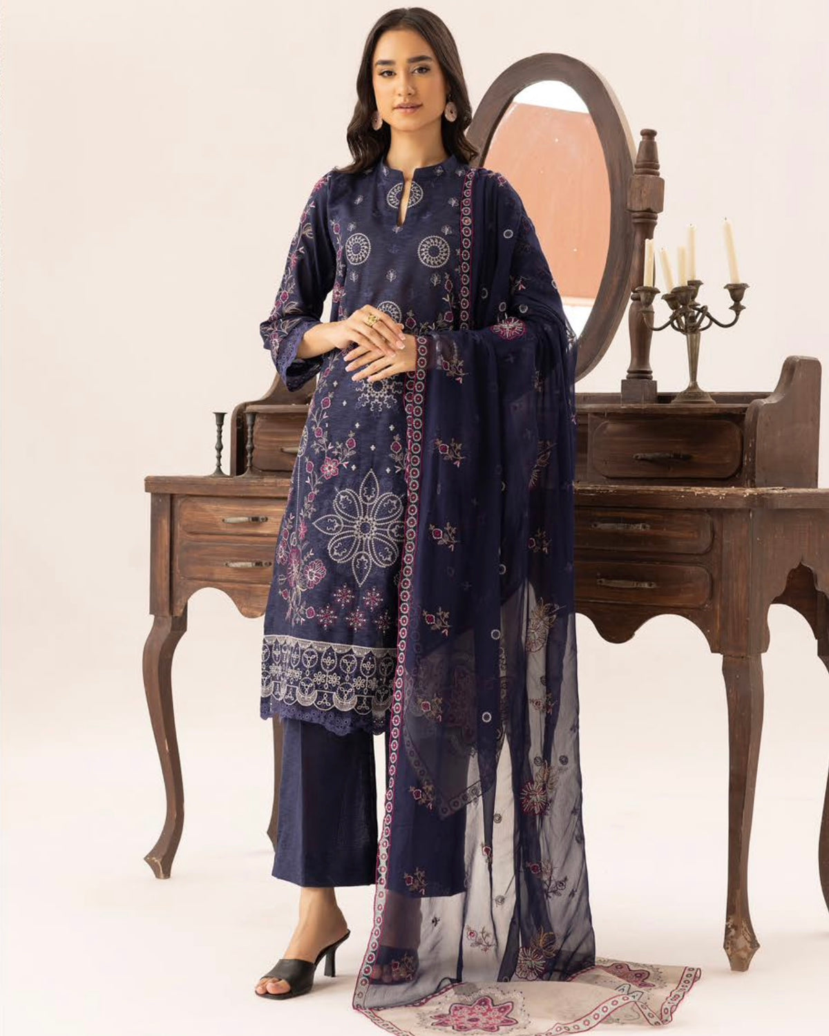 Palwasha Vaniya | Emb Karandi with Emb Chiffon Dupatta | Design 5