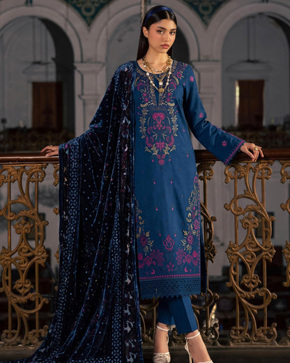Aizy Amber | Emb Dhanak with Plachi Shawl | Design 5