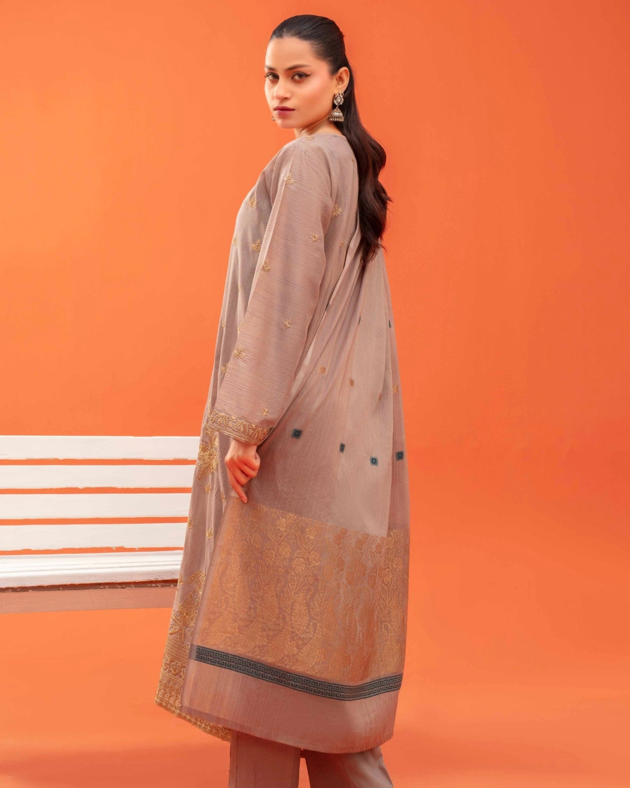 Gullerukh Rangoli | Embroidered Lawn Jacquard Dupatta | Design 5