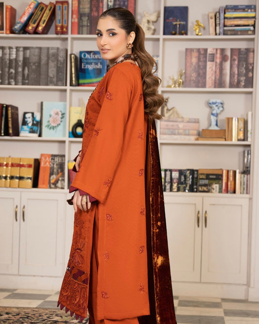 Rangreet | Embroidered Zari Dhanak | Plachi Shawl | Design 5