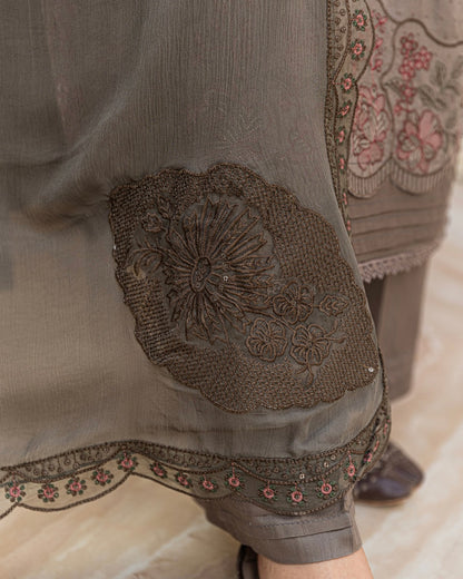 Fantak Xenia | Embroidered Viscose | Design 5