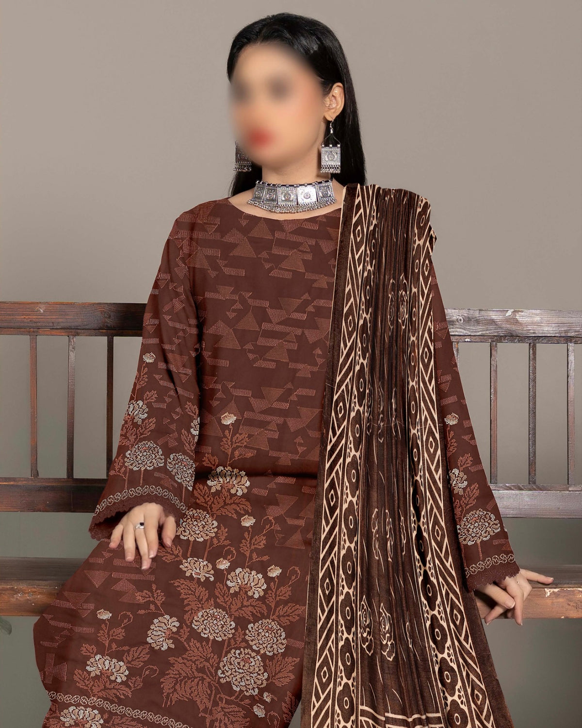Fantak Zabaish | Emb Dhanak with Plachi Shawl | Design 5