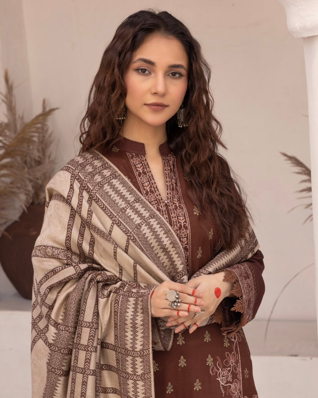 Aalaya Bikhray Moti | Design 4