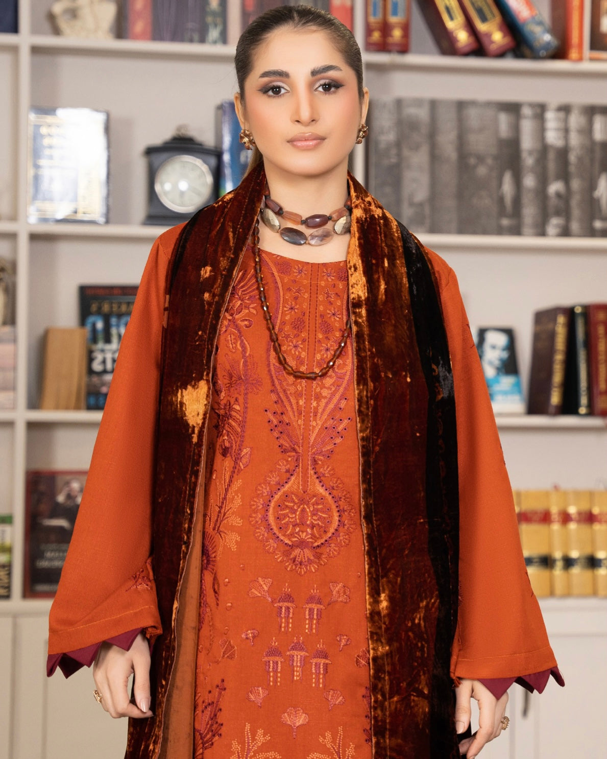 Rangreet | Embroidered Zari Dhanak | Plachi Shawl | Design 5