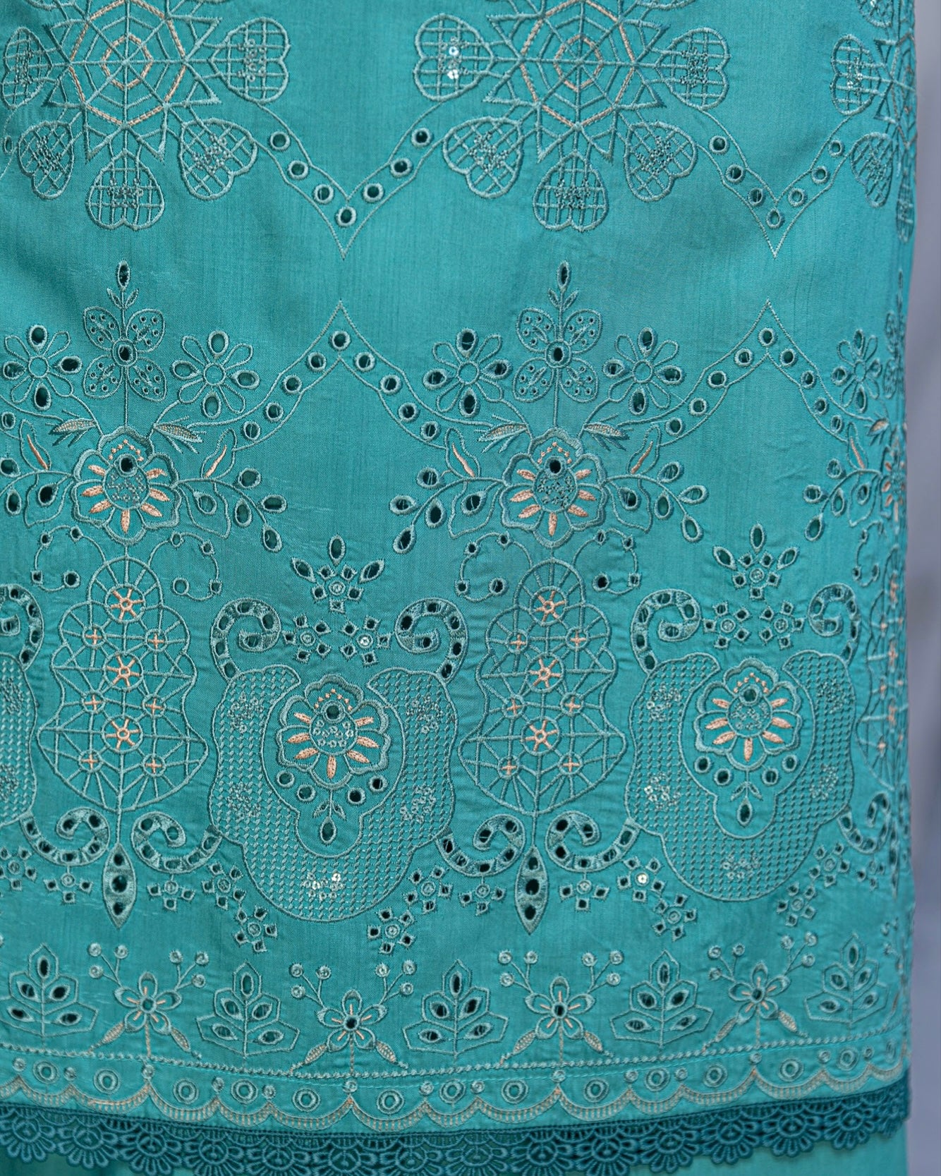 Fantak Chloe | Embroidered Viscose | Design 5