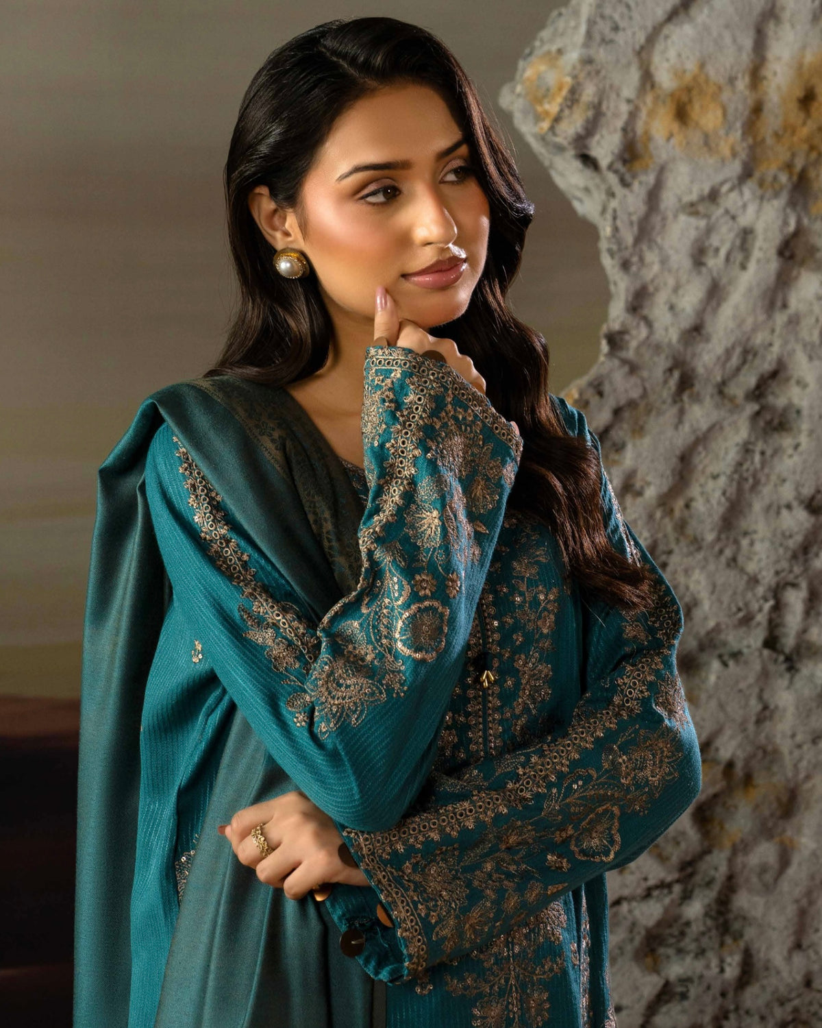 Gullerukh Goonj | Embroidered Stripe Dhanak Wool | Design 5