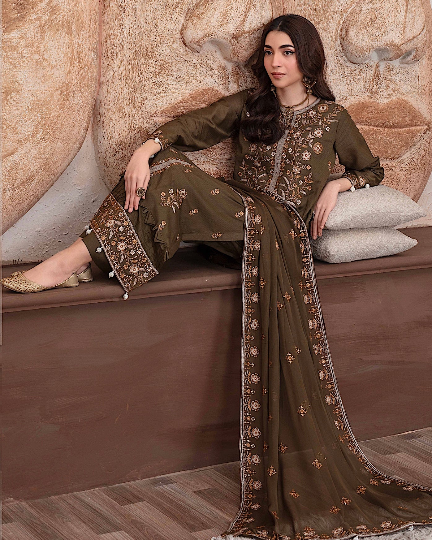 GulleRukh Upscale | Emb Lawn Emb Chiffon Dupatta | Design 5