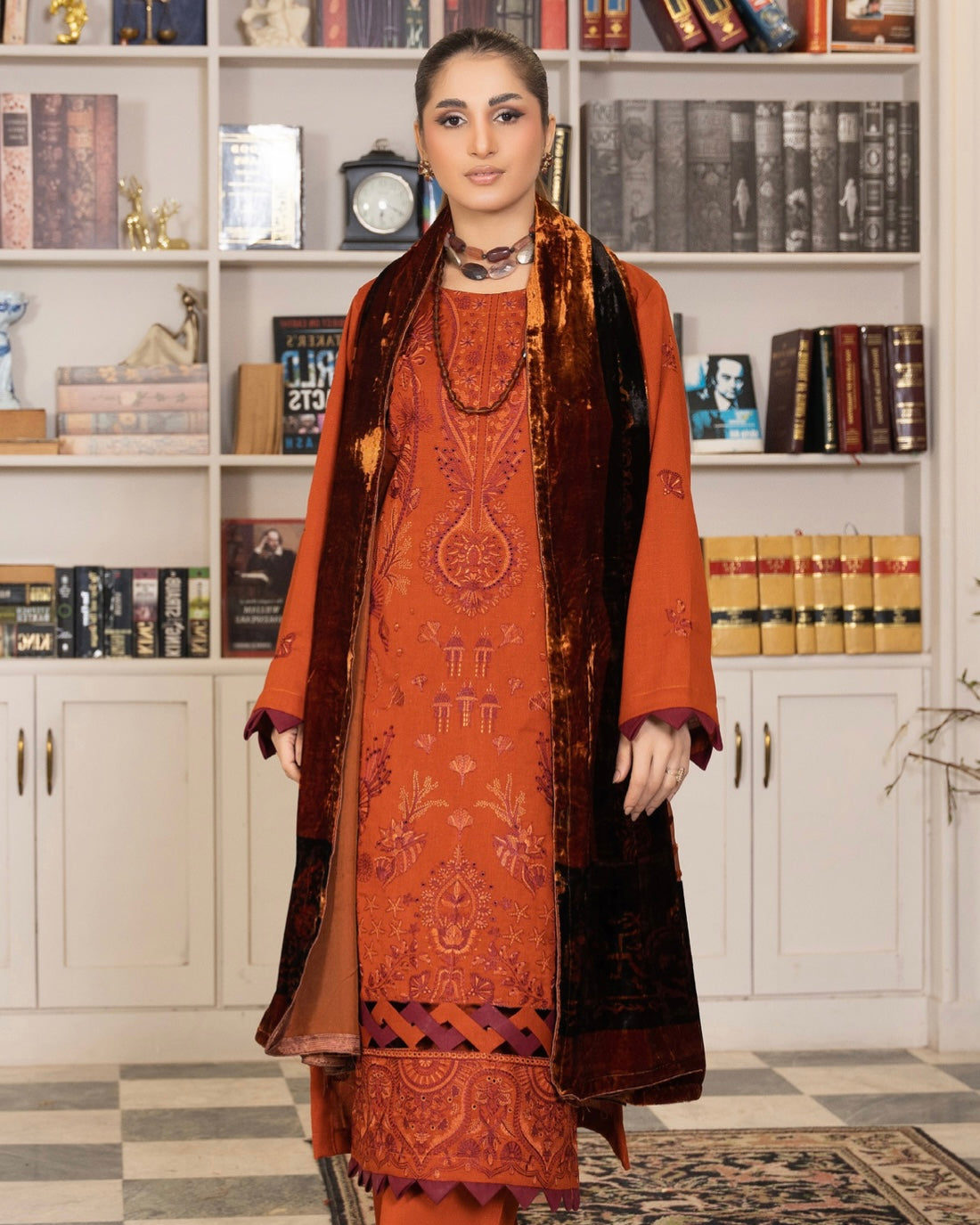 Rangreet | Embroidered Zari Dhanak | Plachi Shawl | Design 5