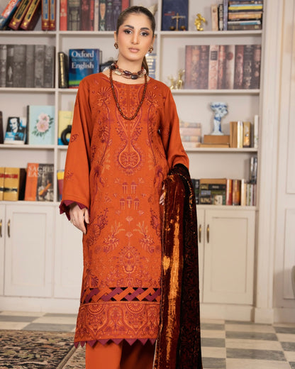 Rangreet | Embroidered Zari Dhanak | Plachi Shawl | Design 5