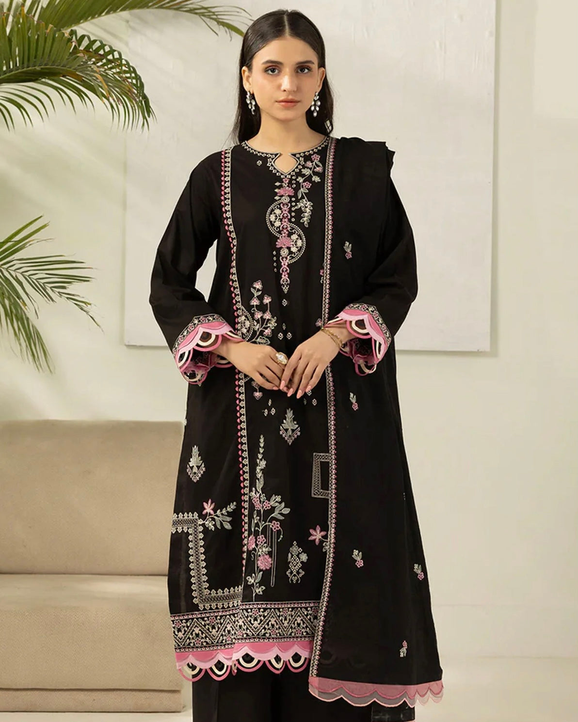 Zellbury | Embroidered Lawn | Design 646