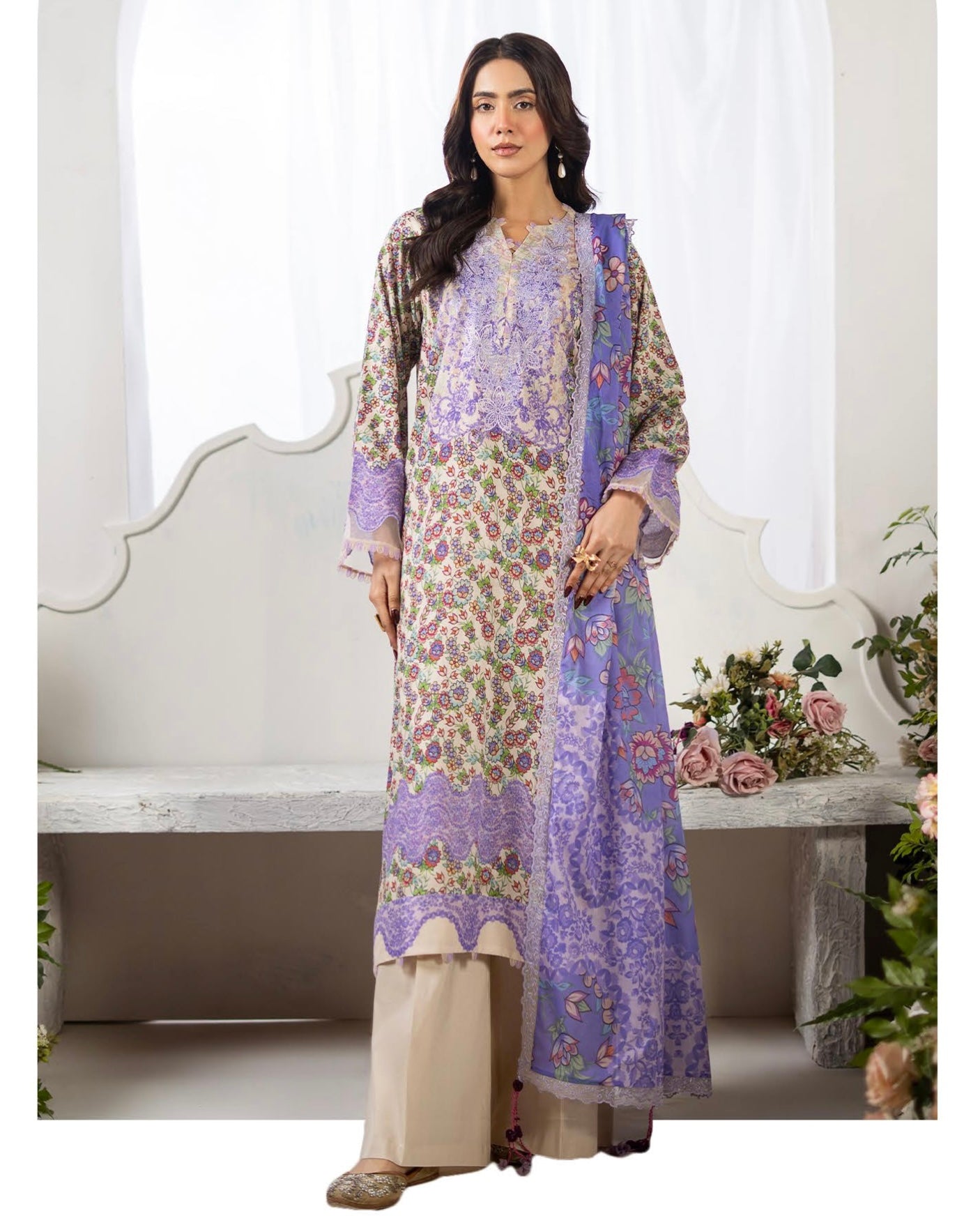 GullJee Haneen | Embroidered Lawn | Design 6