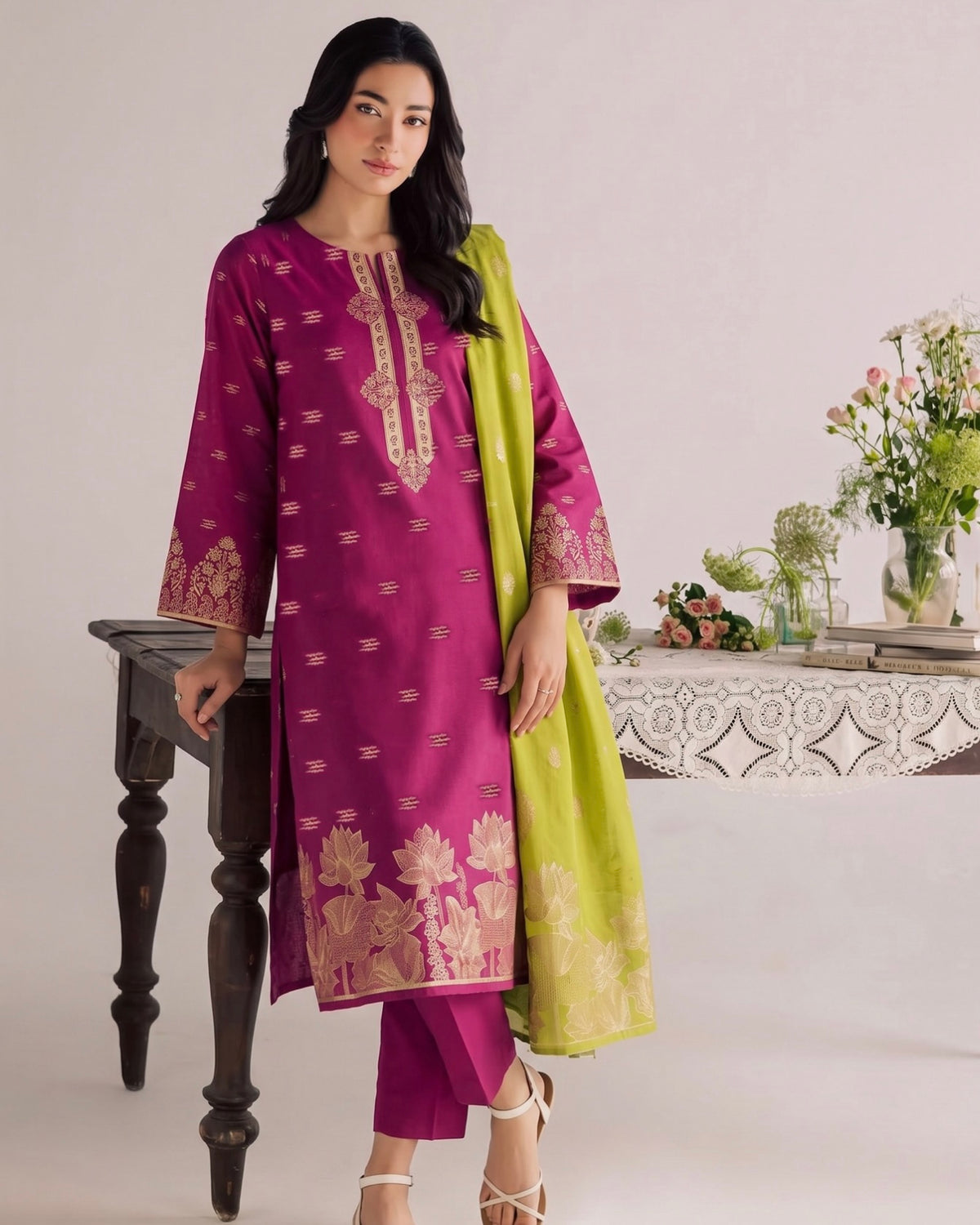 Gullerukh Banarsi | Jacquard Linen | Design 6