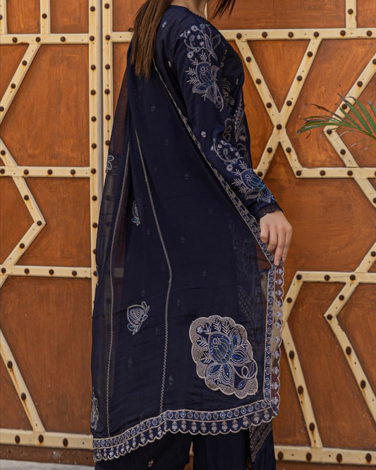 Fantak Xenia | Embroidered Viscose | Design 6