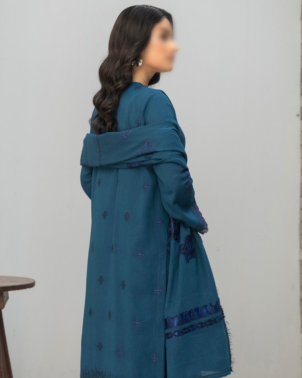Fantak Jhalak | Zari Jacquard Karandi | Design 6