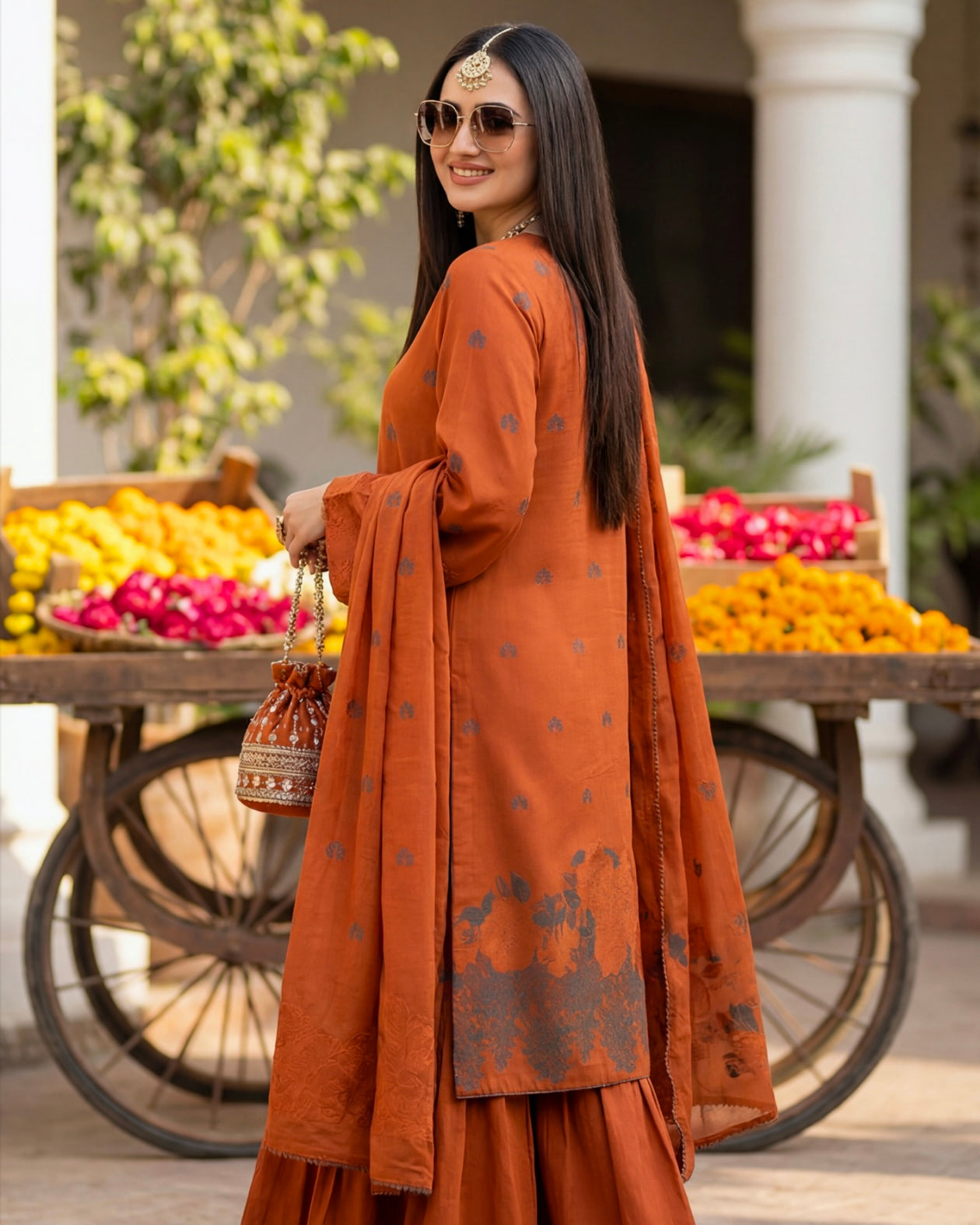 Gullerukh Banarsi | Jacquard Lawn | Design 6