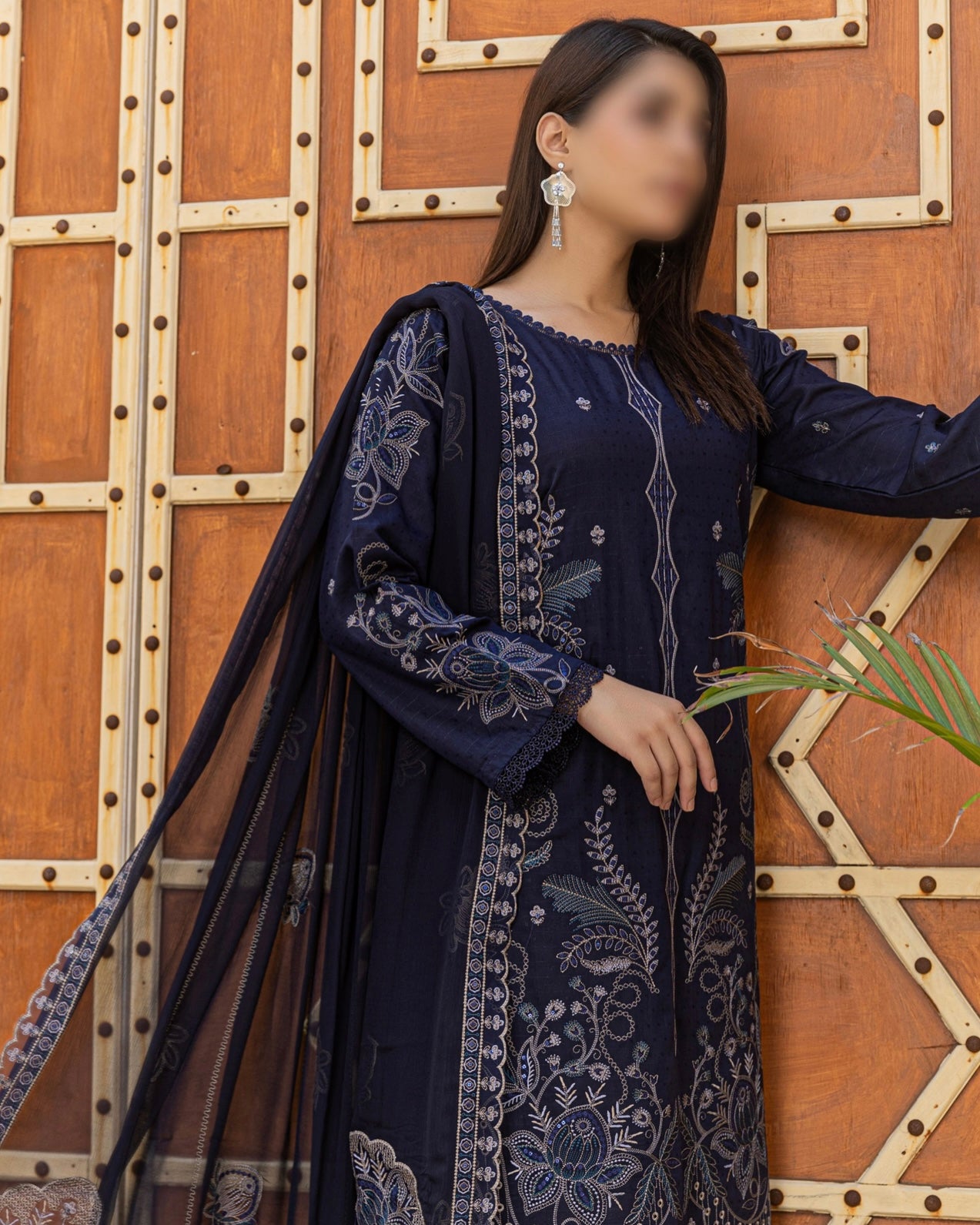 Fantak Xenia | Embroidered Viscose | Design 6