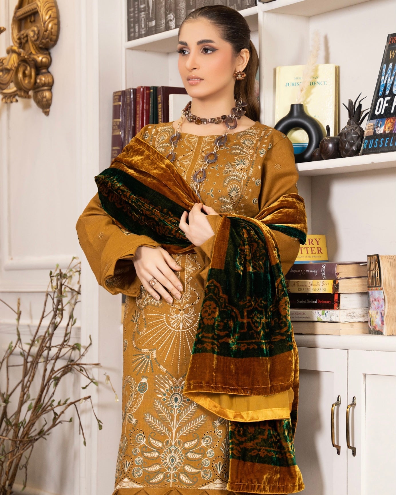 Rangreet | Embroidered Zari Dhanak | Plachi Shawl | Design 6