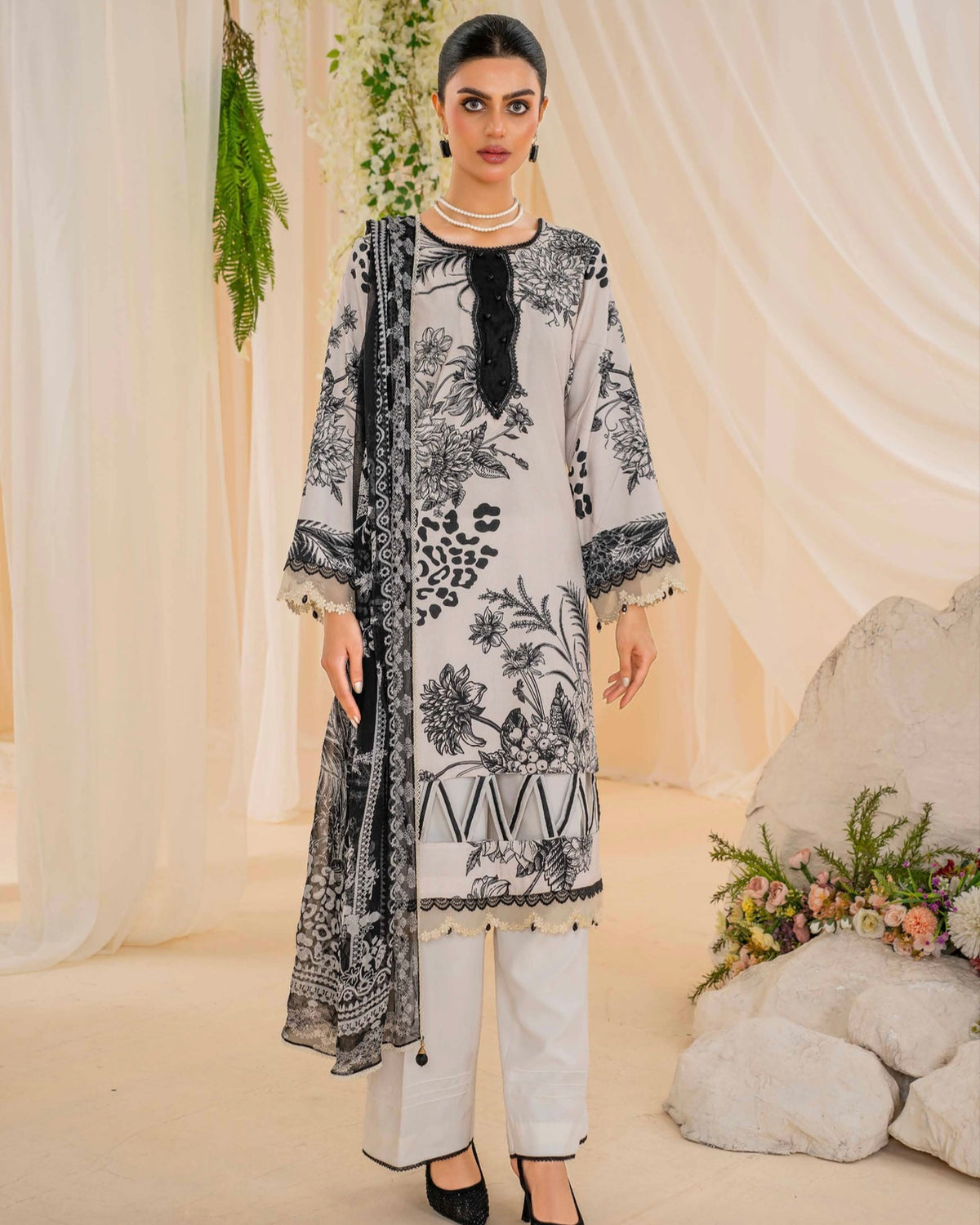 Coral Fall Edit | Printed Linen with Chiffon Dupatta | Design 8