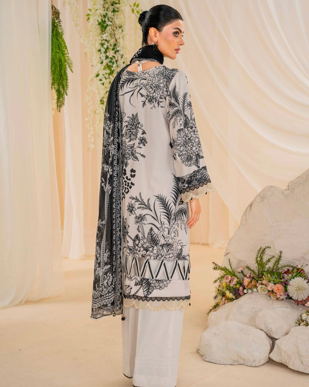 Coral Fall Edit | Printed Linen with Chiffon Dupatta | Design 8