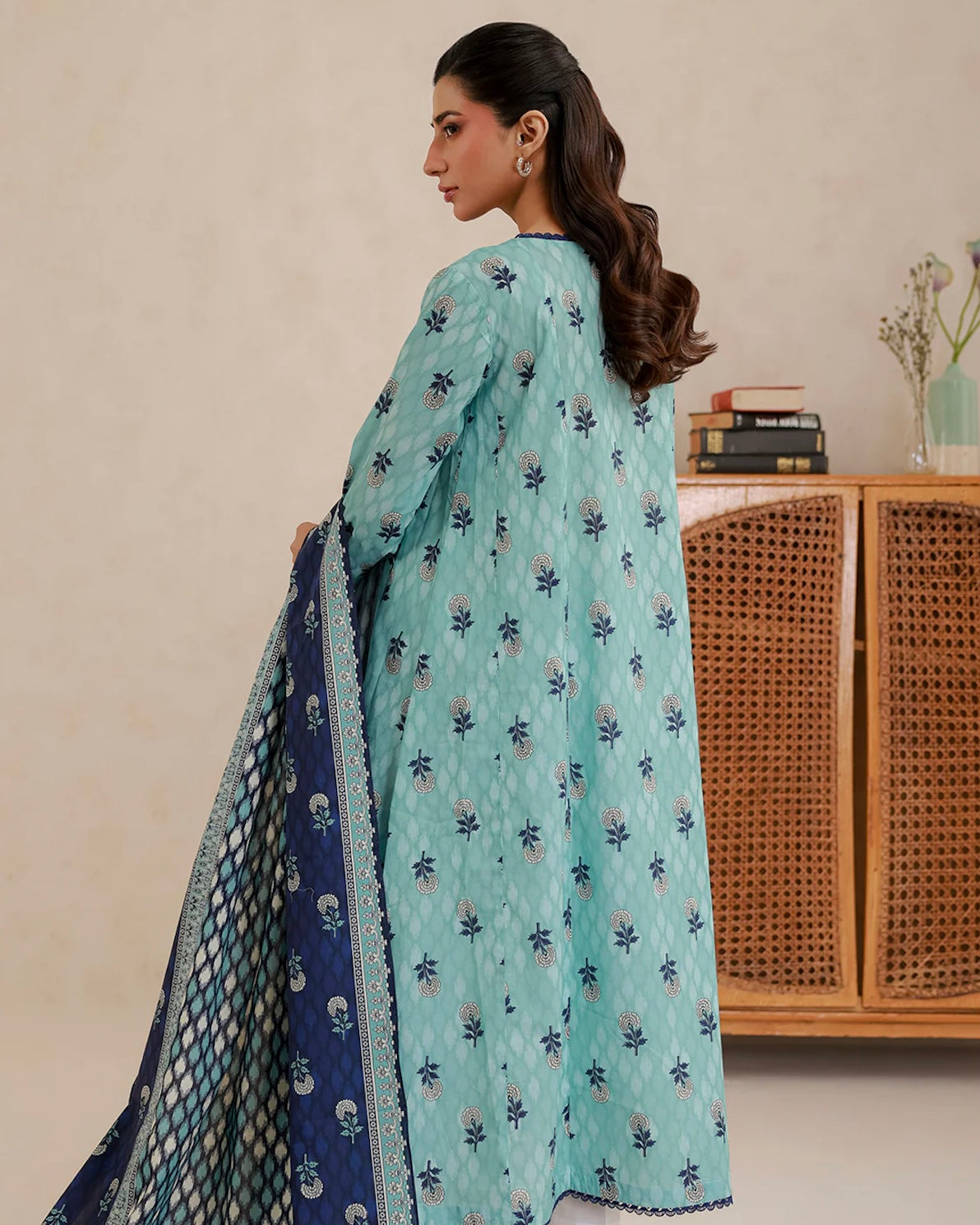 Zellbury | Printed Lawn 2pc | Design 922