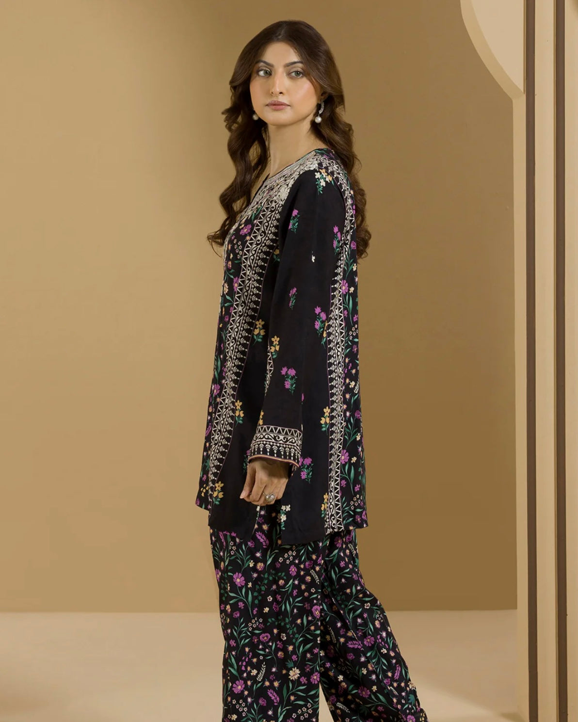 Zellbury | Embroidered Linen 2pc | Design 95