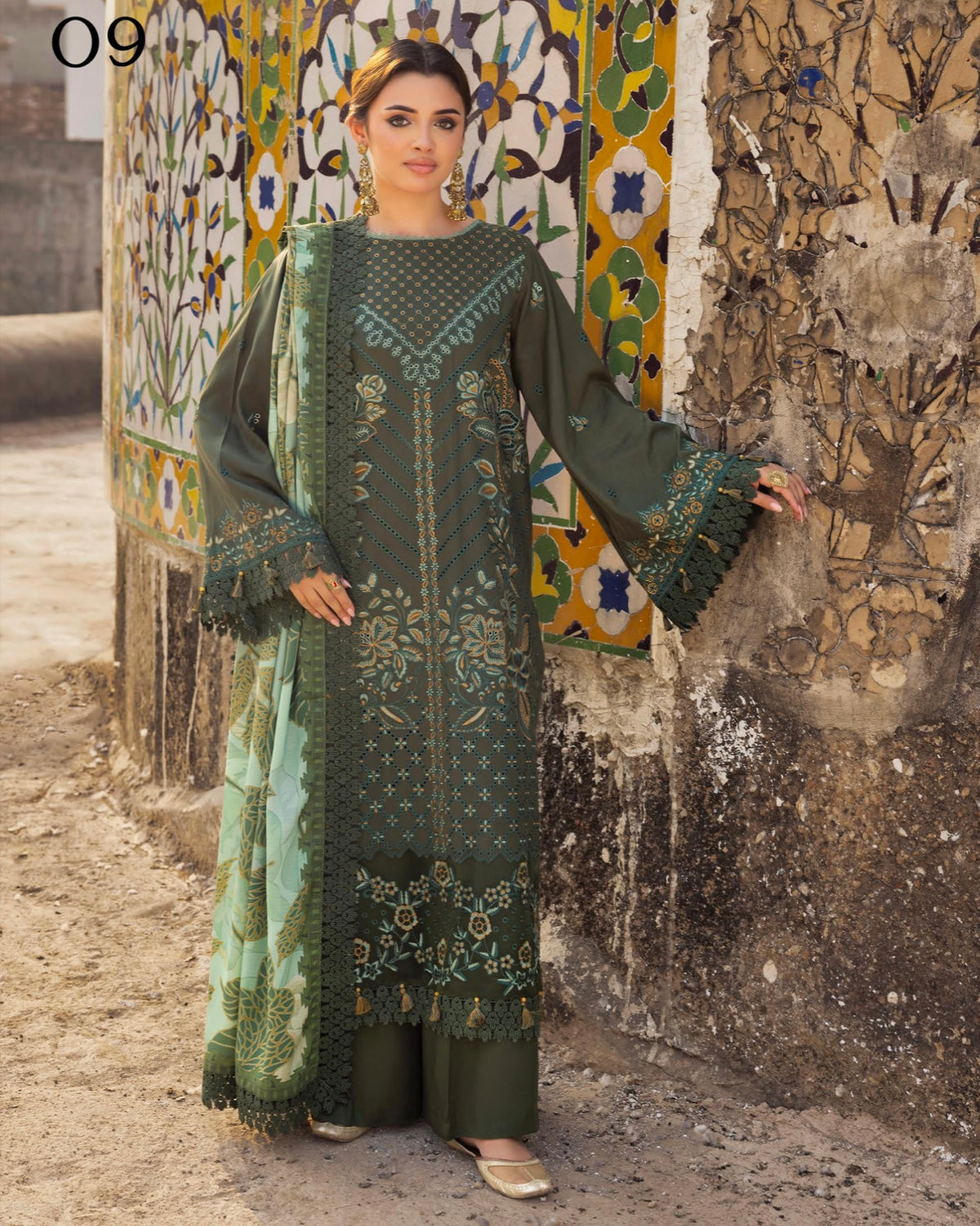GullJee Shah Bano | Embroidered Linen | Design 9