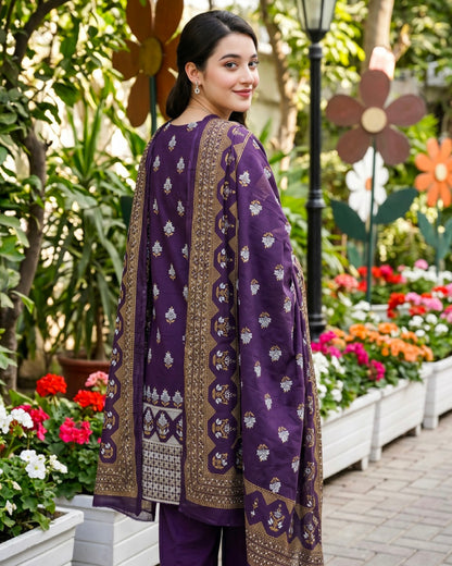 Regalia | Gold Paste Printed Lawn 3pc | Design 9