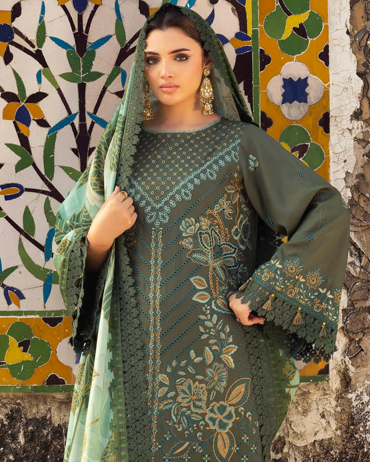 GullJee Shah Bano | Embroidered Linen | Design 9