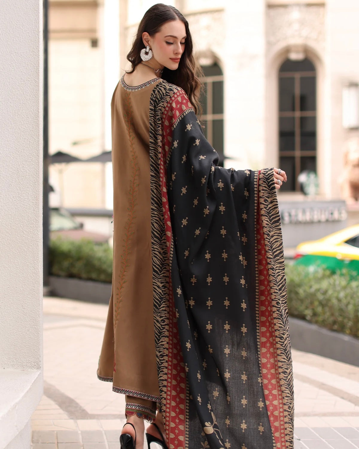 Charizma Poshima Vol 1 | Embroidered Peach Leather | Design 9
